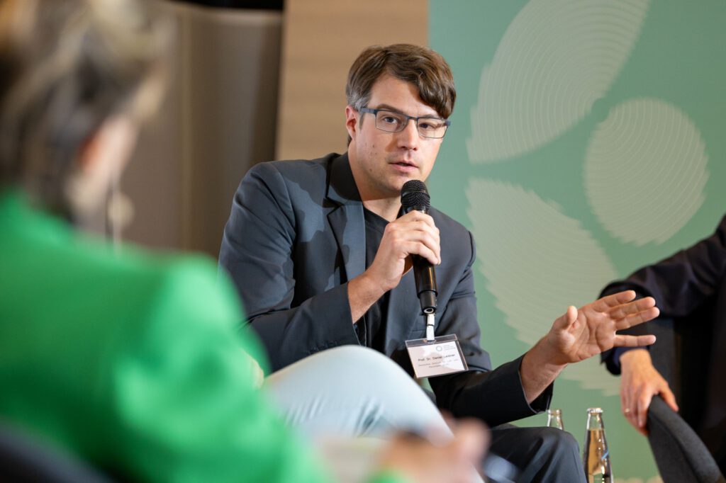 Foto der Podiumsdiskussion "Was braucht das deutsche Innovationssystem?" am 30.09.2025 der Stiftung Werner-von-Siemens-Ring